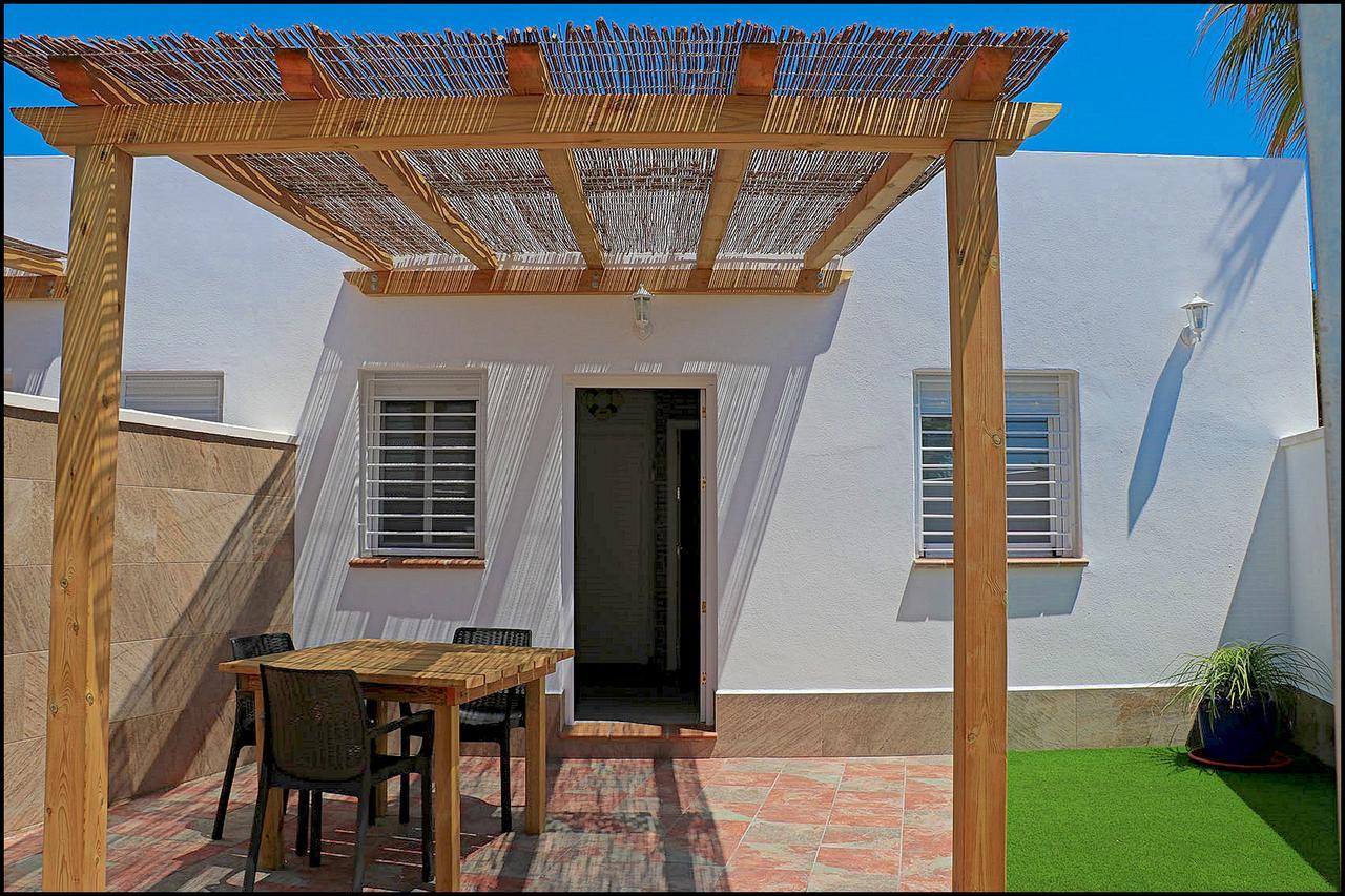 Bungalow La Roa IV Conil De La Frontera Luaran gambar